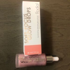 Rodial Soft Focus Glow Drops